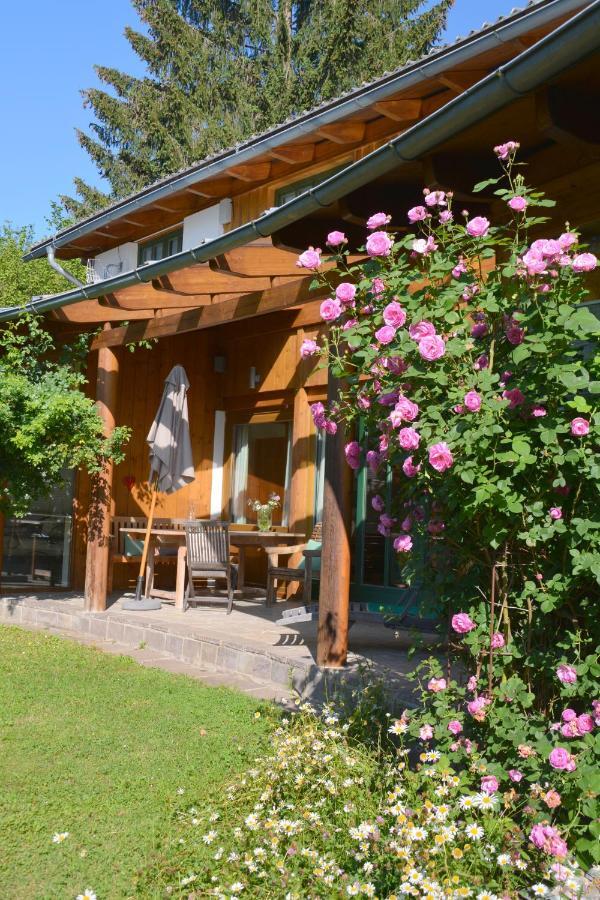 Petra Maria Soelle - Ferienhaus Sehr Privat Presseggersee Ngoại thất bức ảnh